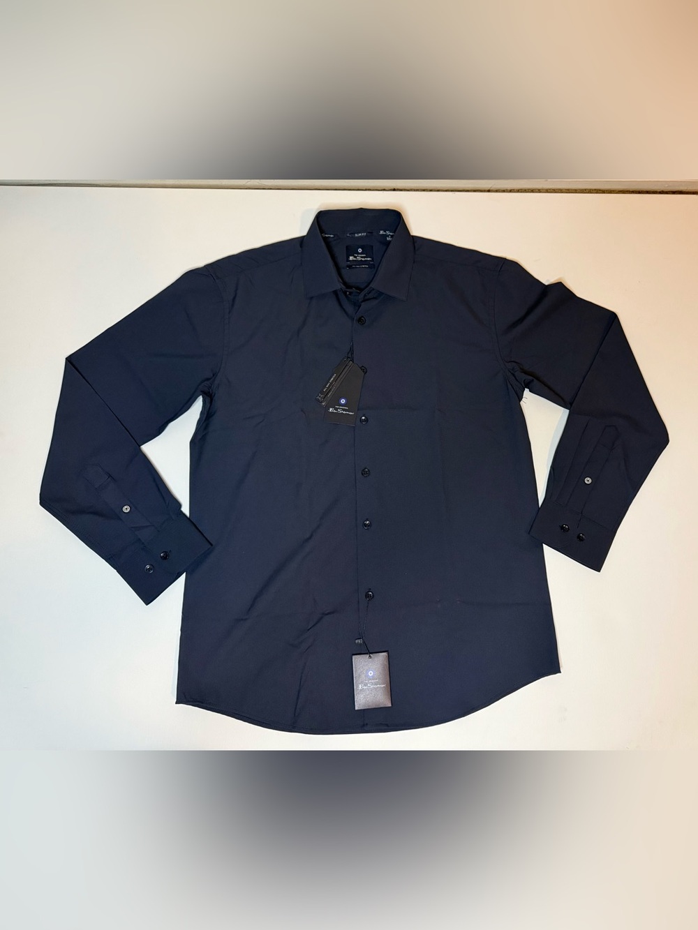 Men's Navy Blue Long-Sleeve Button-Down Shirt